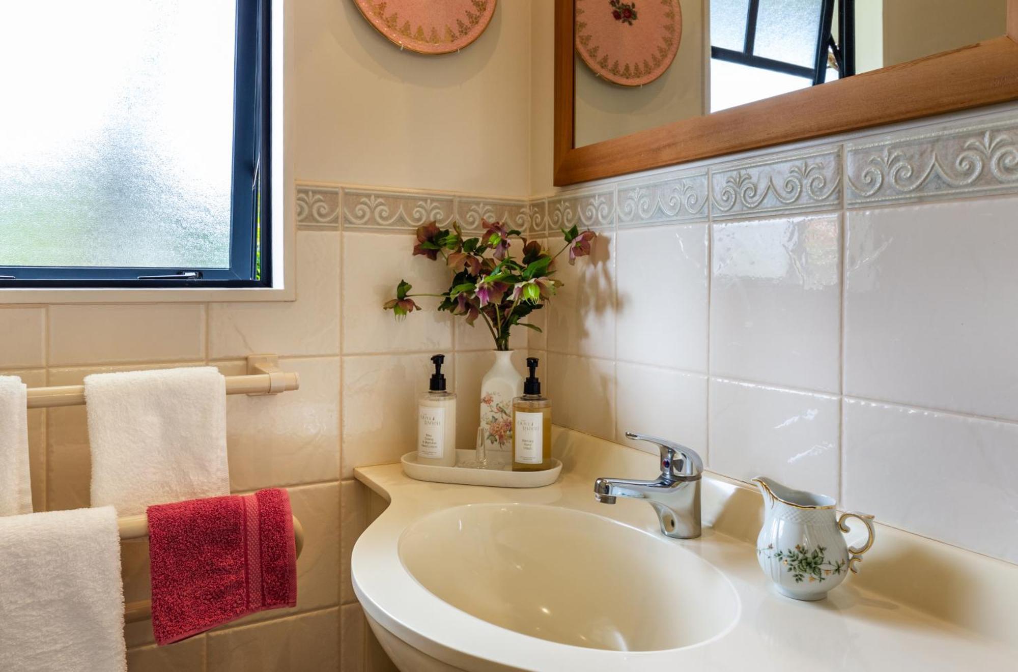 Olive Rabbit - Boutique Bed & Breakfast Turangi Εξωτερικό φωτογραφία